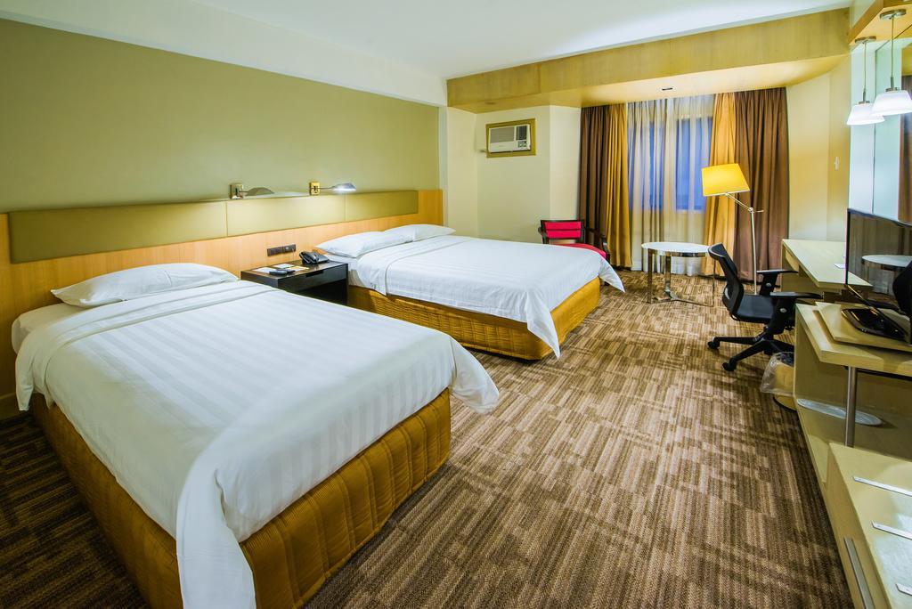 L'Fisher Hotel Bacolod Quarto foto